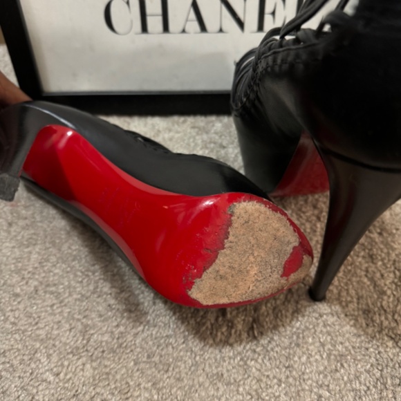 Authentic Christian Louboutin ZOULOU - Picture 6 of 6